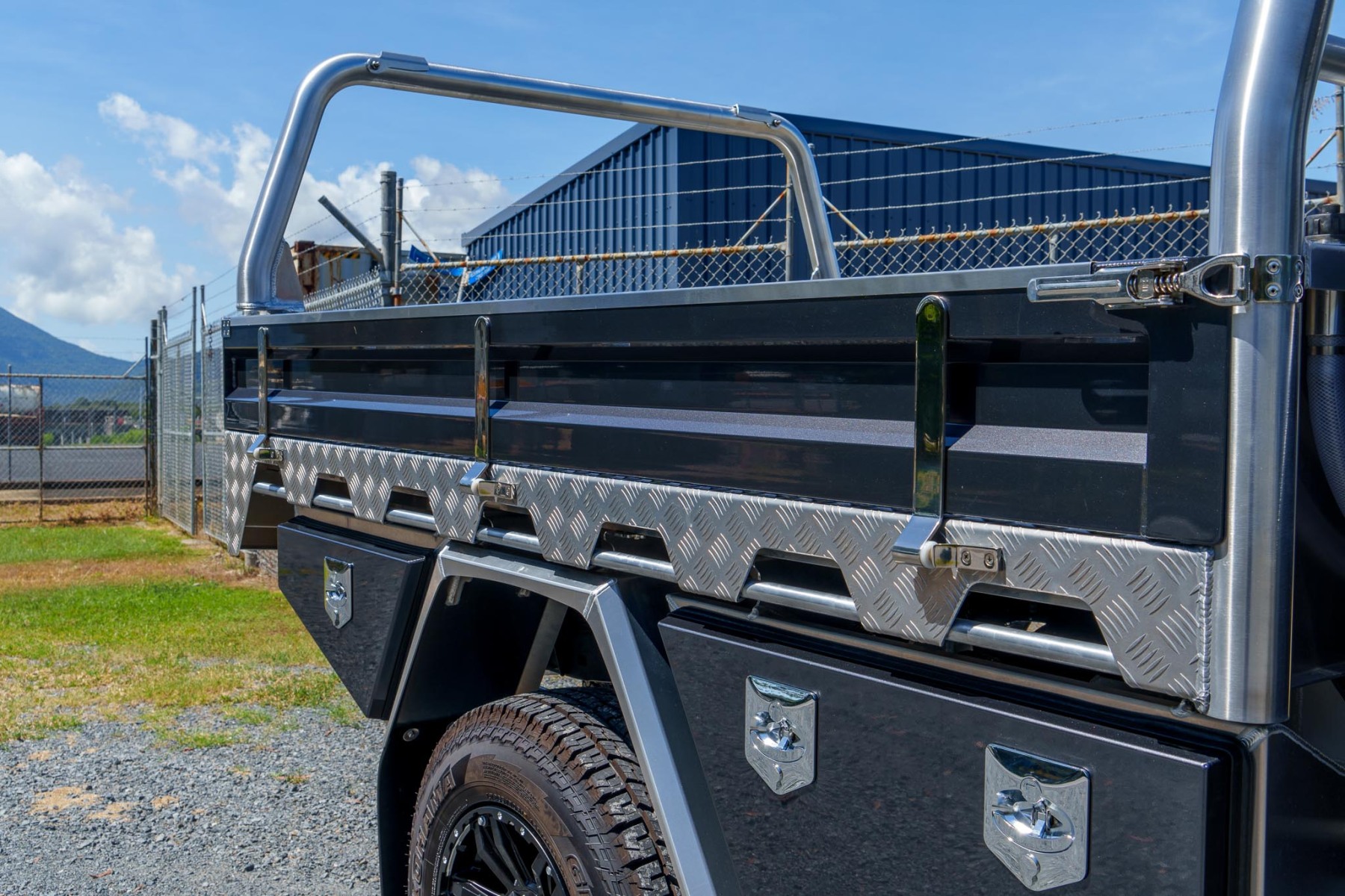Toyota Hilux Single Cab Aluminium Ute Trays & Canopies