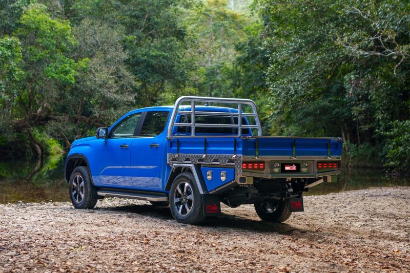 VW Amarok 2023 with Norweld Classic Deluxe Plus Tray