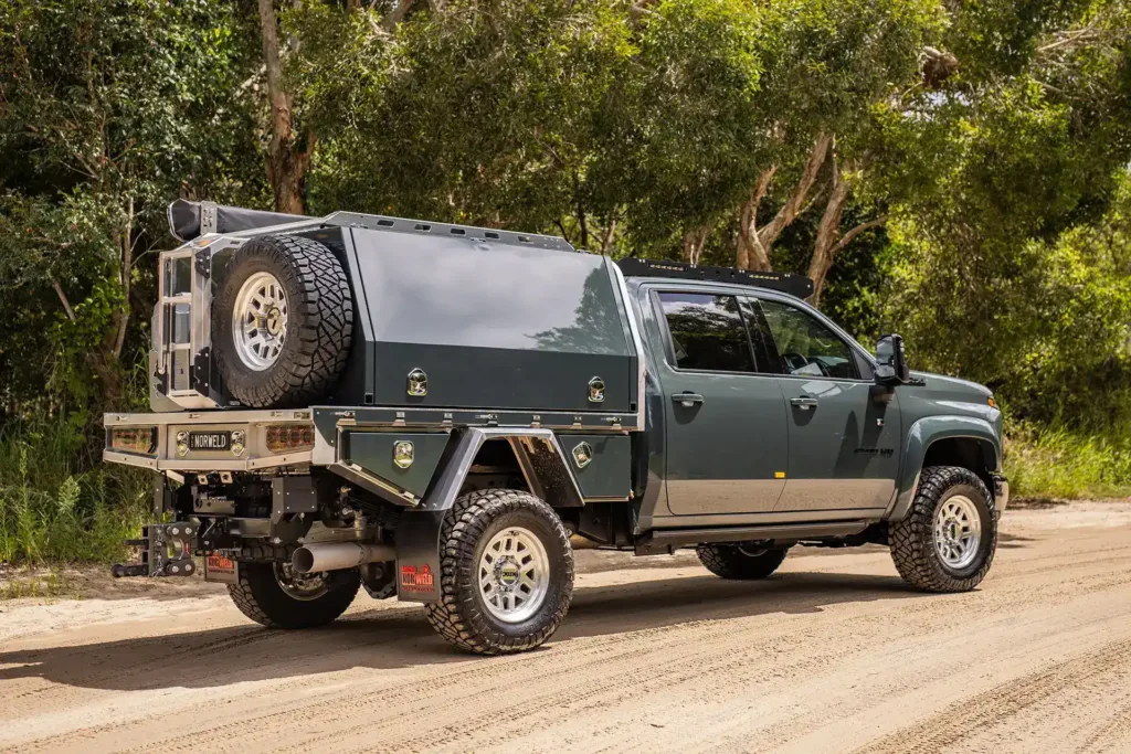 Chevrolet Silverado 2500 Dual Cab Ute Canopies