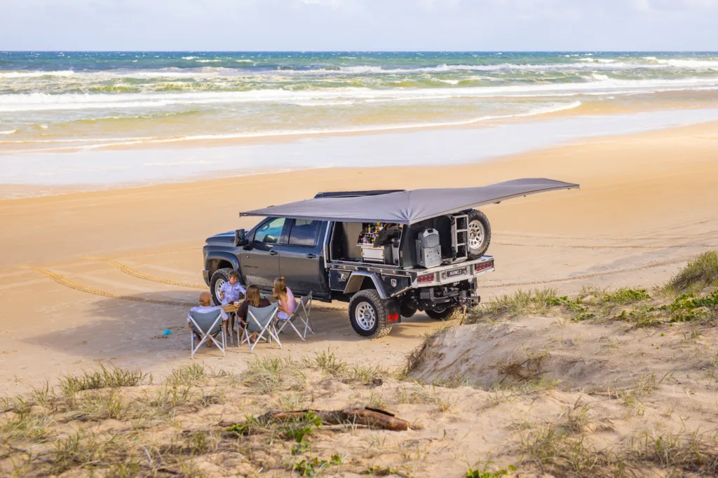 Chevrolet Silverado 2500 Dual Cab Ute Canopies