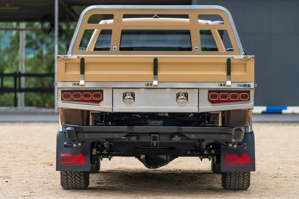Ford-Ranger-Super-Duty-with-Norweld-Elite-Tray-03