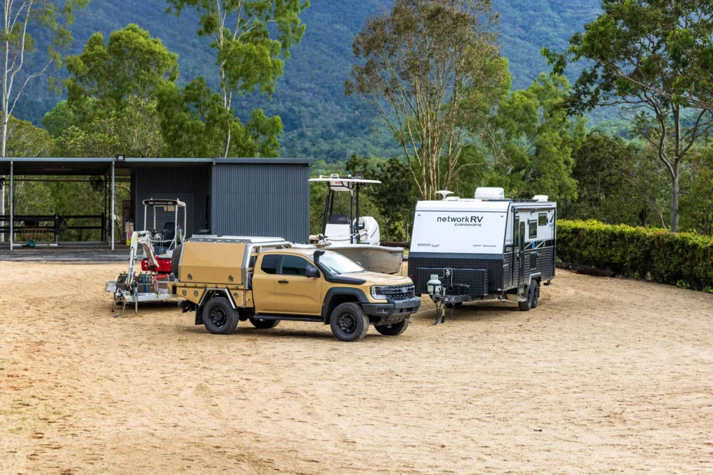 Ford Super Duty Trays & Canopies