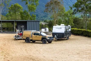 Ford Super Duty Trays & Canopies