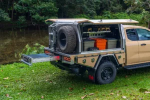 Ford Super Duty Trays & Canopies