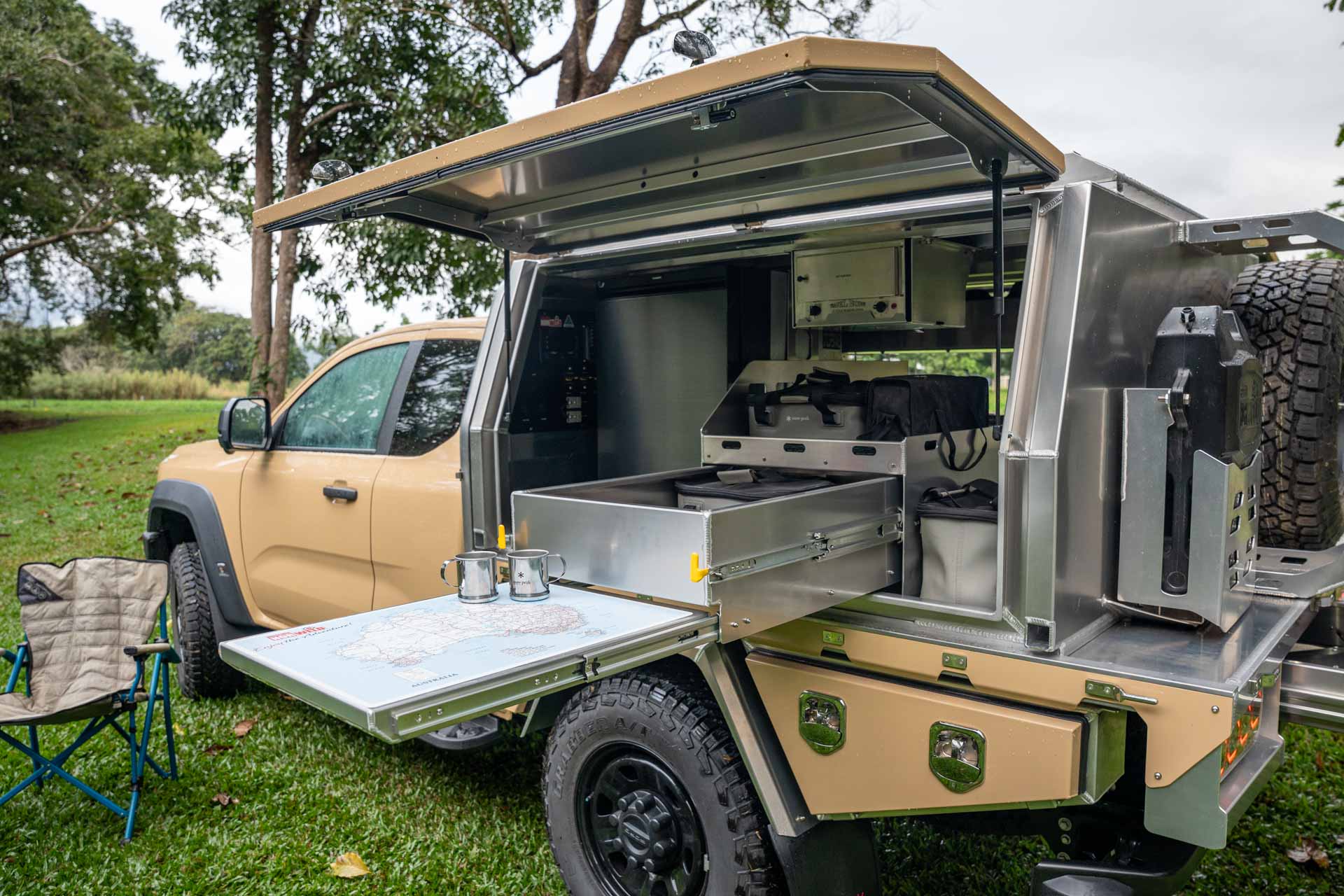 Ford Super Duty canopy with heavy duty drawer
