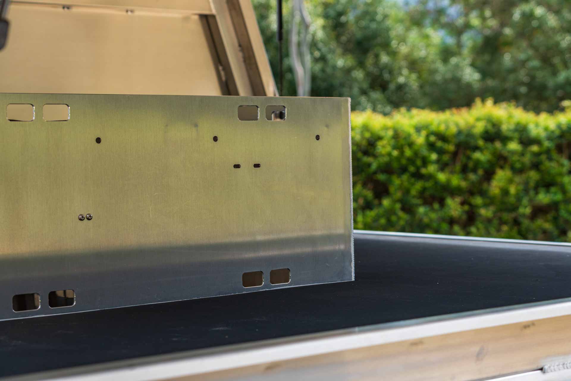Ford-Ranger-Super-Duty-with-Norweld-Elite-Tray-and-3-Door-Contractor-Tradie-Canopy-Seismic-Tan-07