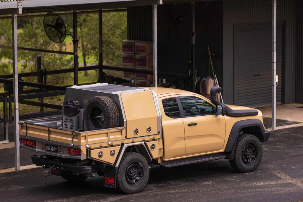 Ford Super Duty Trays & Canopies