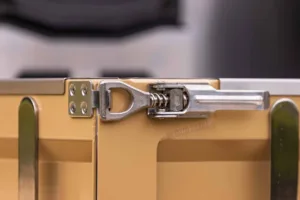 Ford-Ranger-Super-Duty-with-Norweld-Elite-Tray-and-Half-Deluxe-Lite-Canopy-Seismic-Tan-05