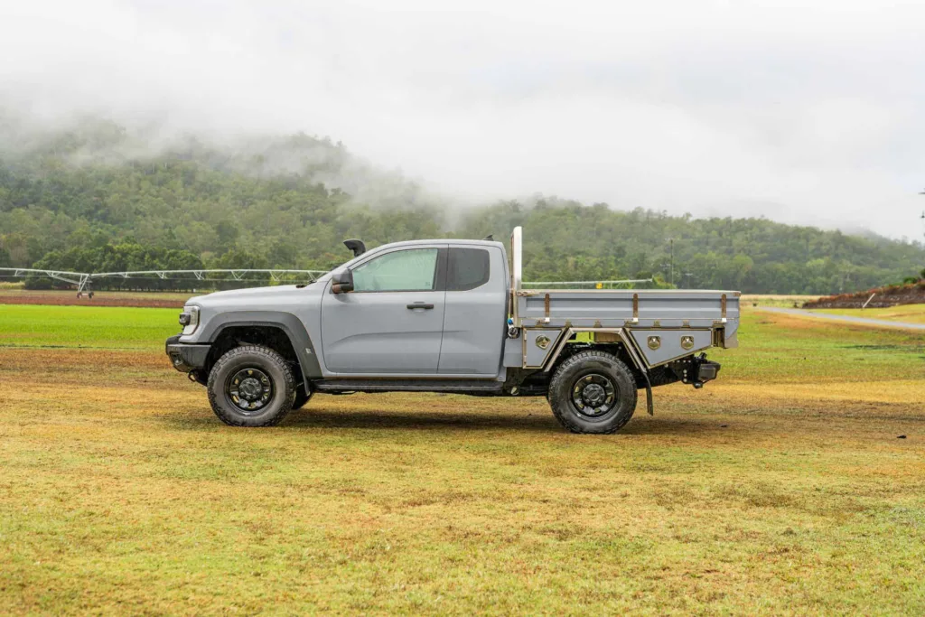 Super Duty with Elite Tray Command Grey