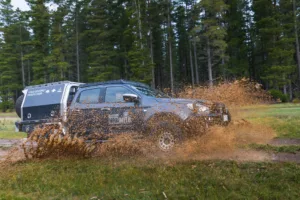 2026 Isuzu D-MAX with Elite Tray and Compact Deluxe Lite Canopy